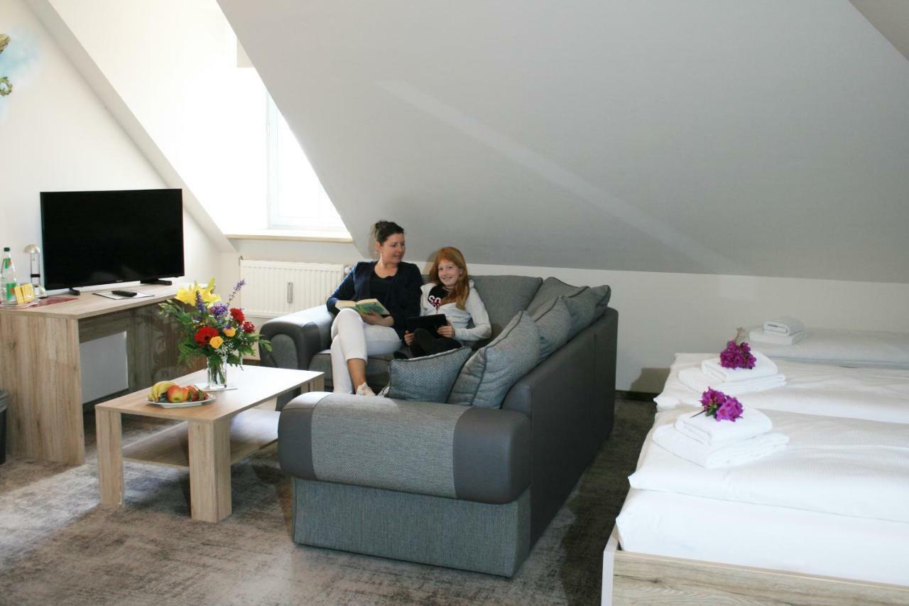 Hotel Am Waldschloesschen - Brauhaus เดรสเดน ภายนอก รูปภาพ