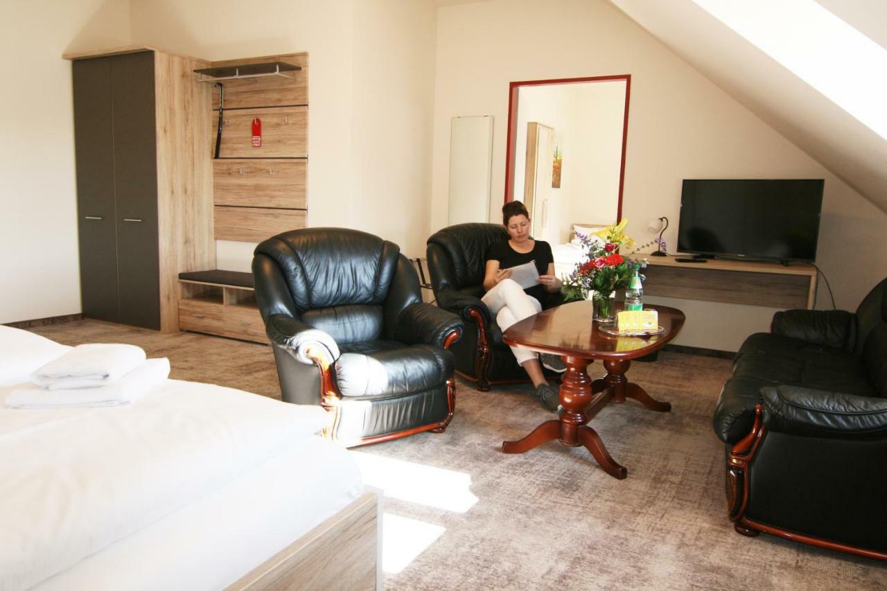 Hotel Am Waldschloesschen - Brauhaus เดรสเดน ภายนอก รูปภาพ